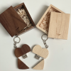 Chiavetta a cuore da 32gb personalizzata incisa laser moredesign